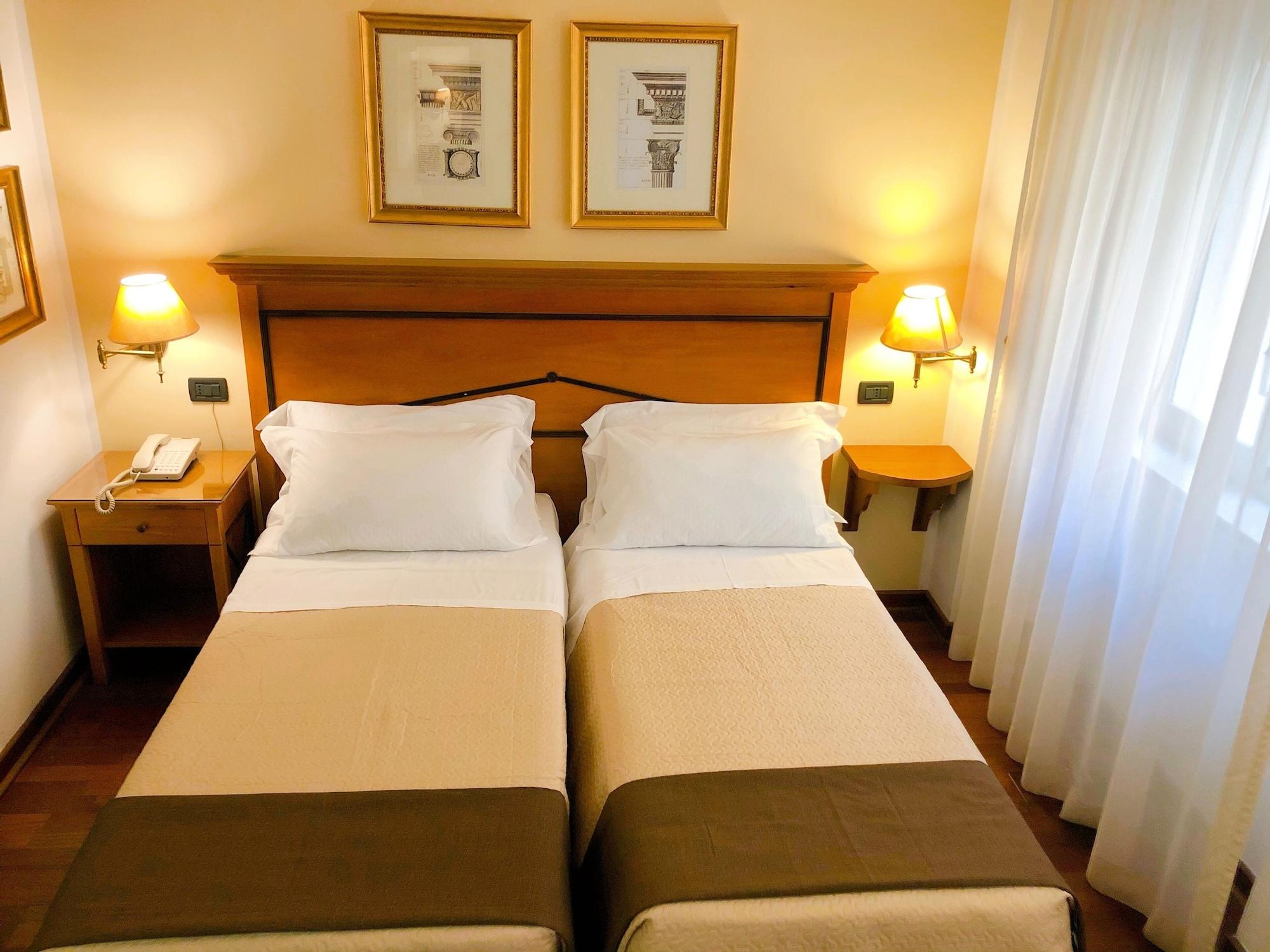 Hotel Florio Opera Palermo Central Bagian luar foto