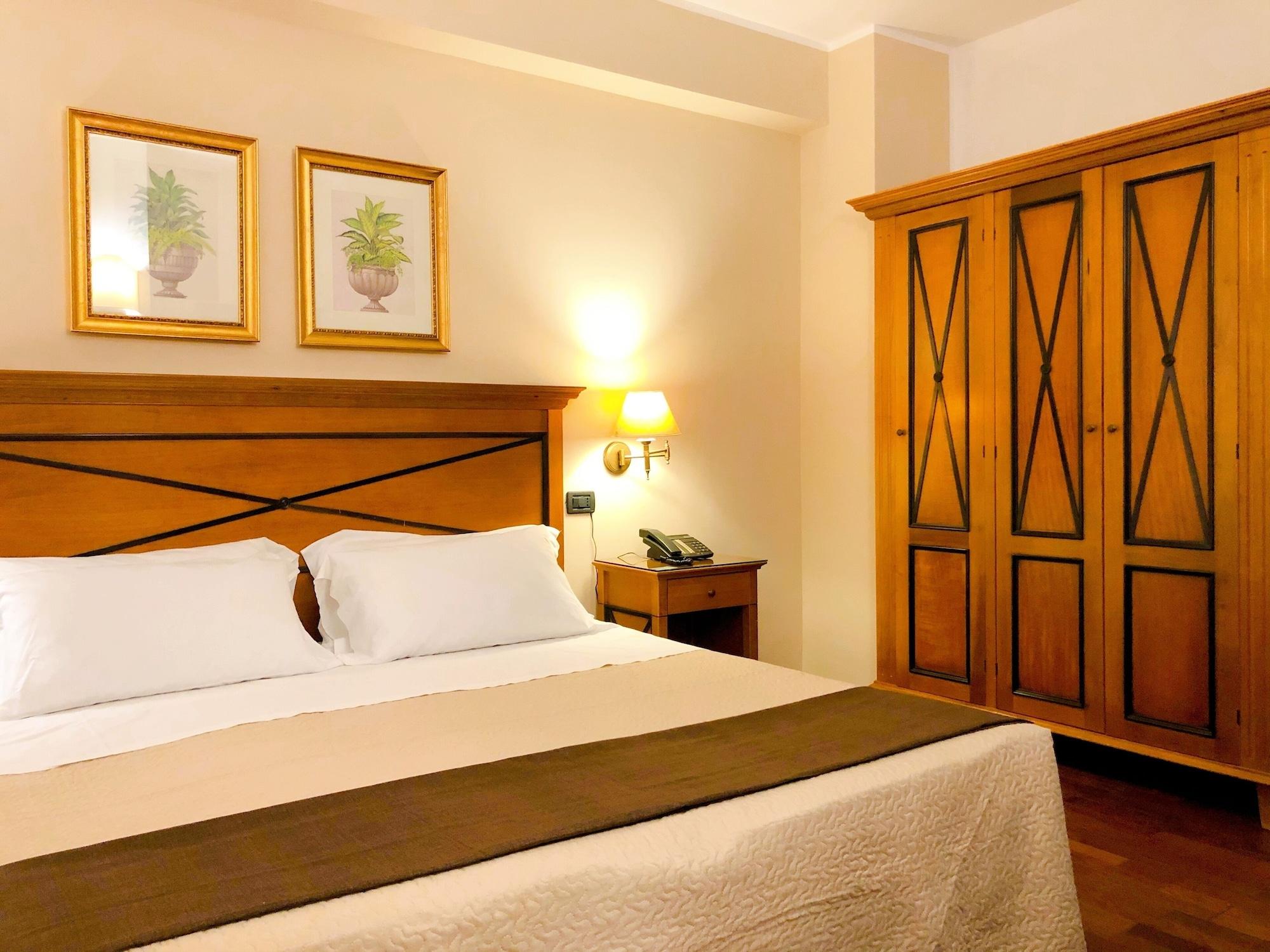 Hotel Florio Opera Palermo Central Bagian luar foto