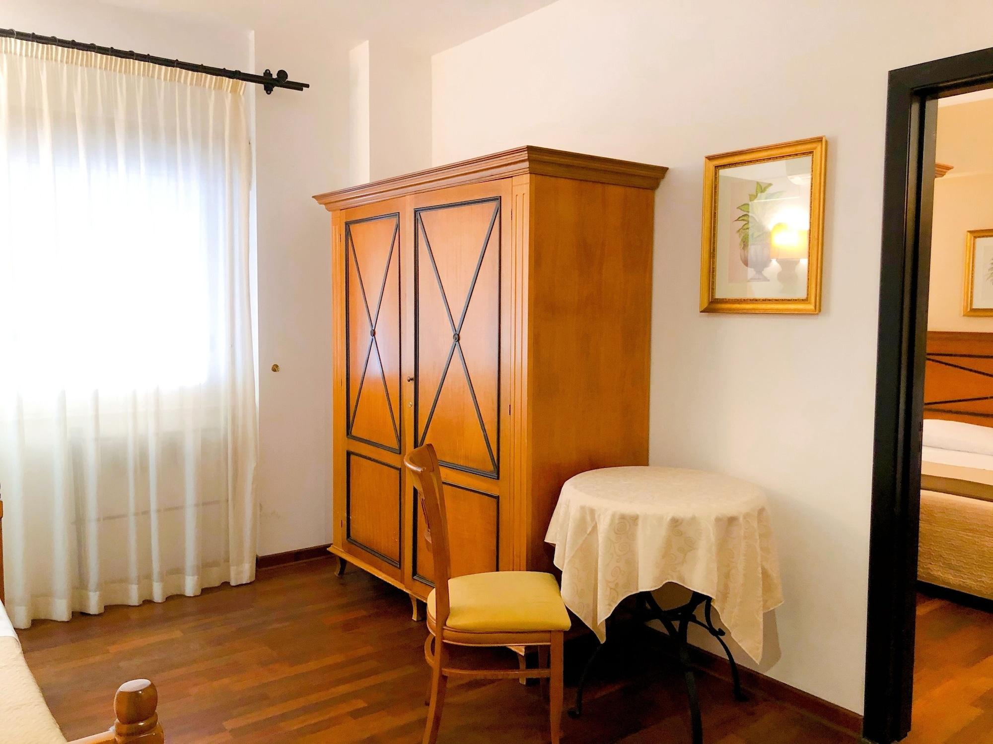 Hotel Florio Opera Palermo Central Bagian luar foto