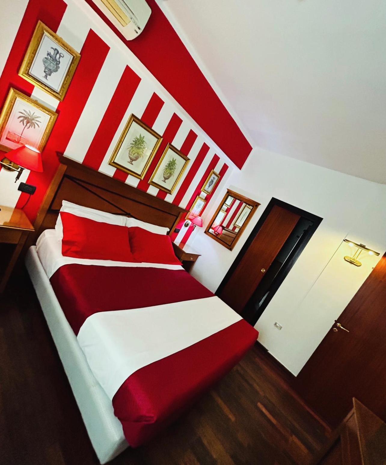 Hotel Florio Opera Palermo Central Bagian luar foto