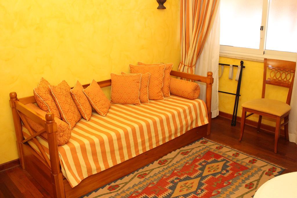 Hotel Florio Opera Palermo Central Bagian luar foto